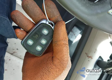 2017 Cadillac Xt5 Luxury from USA, damaged, VIN 1GYKNDRS4HZ276138